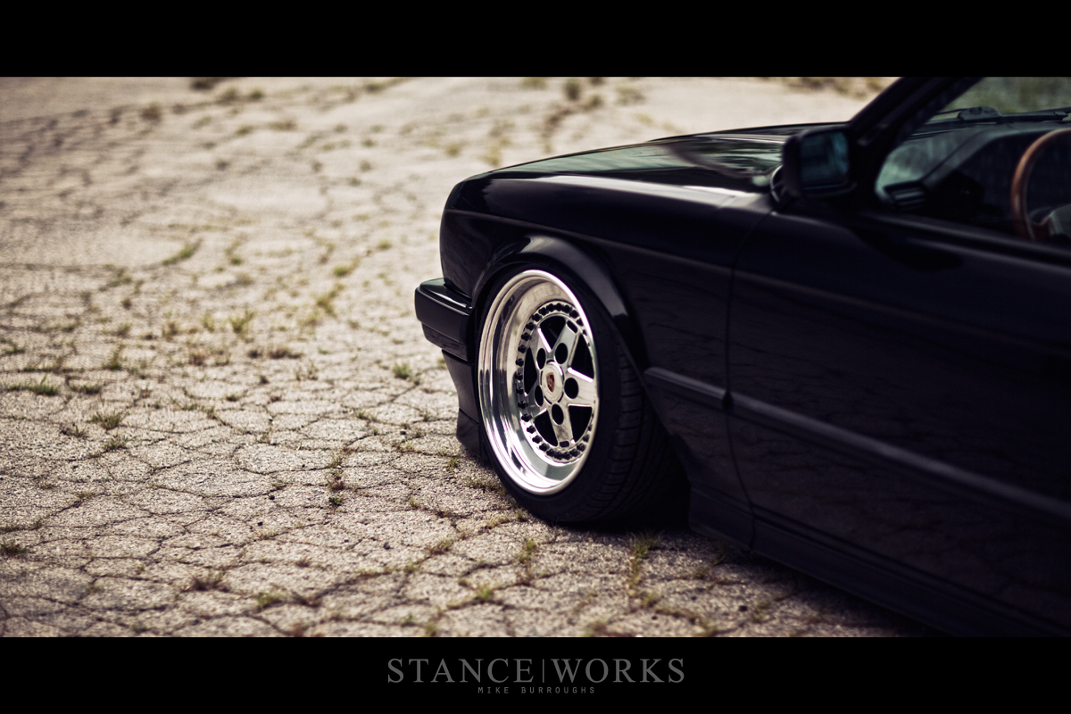 Level Thinking: Rion Morse's Bagged E30 – StanceWorks