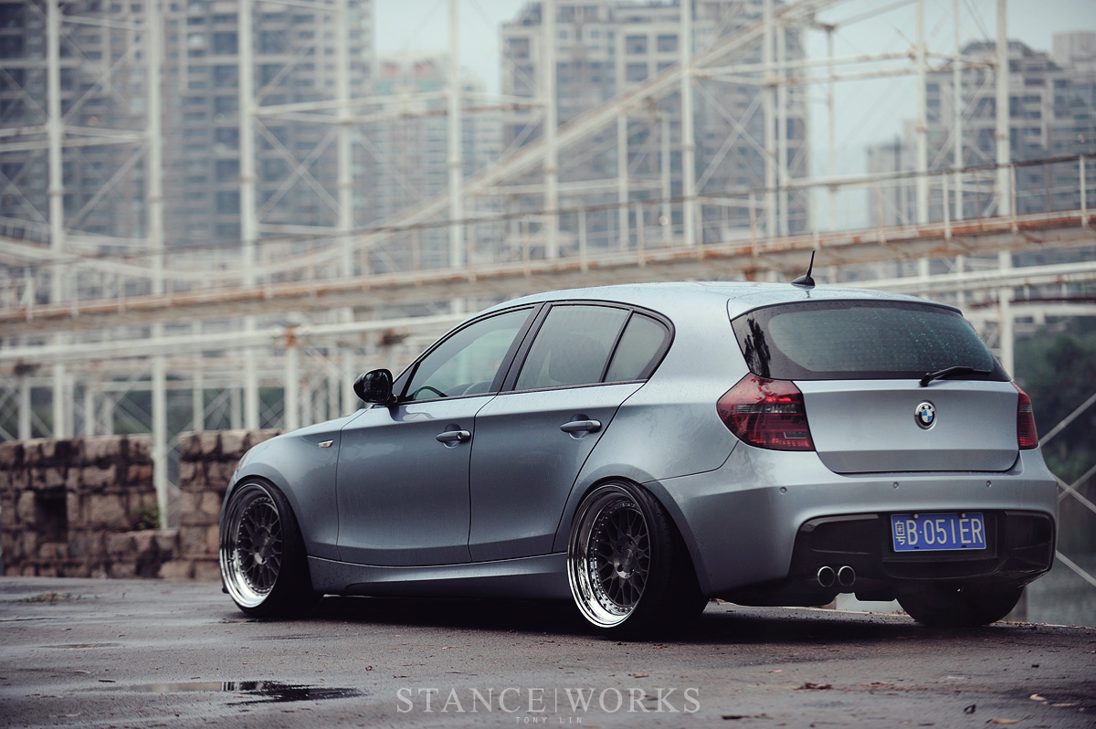 BMW E87 1 series silver slammed