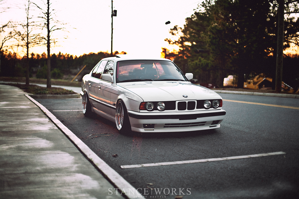 FFFFFF – Ralph Ruiz's 1992 BMW E34 525i – StanceWorks