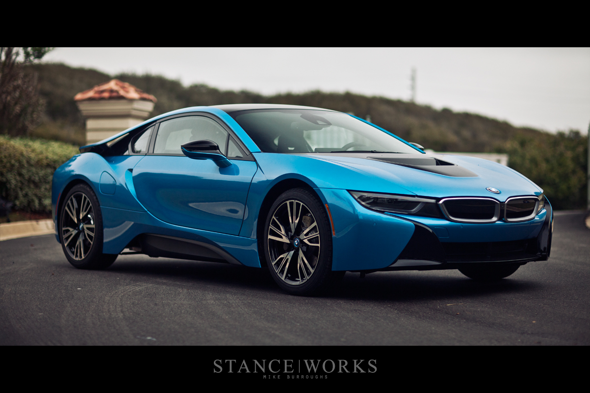 blue bmw i8 hybrid