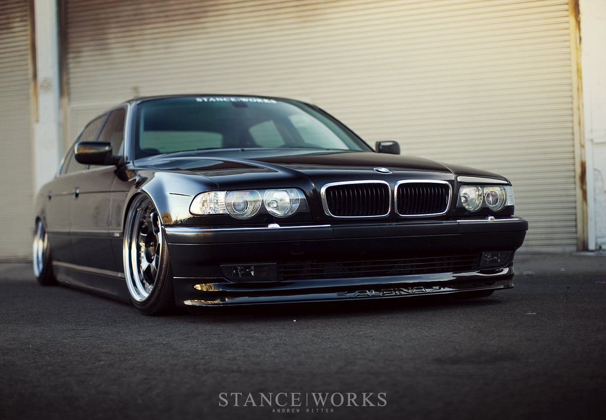 Bruised Egos – Jeremy Whittle's Black on Purple BMW 740iL