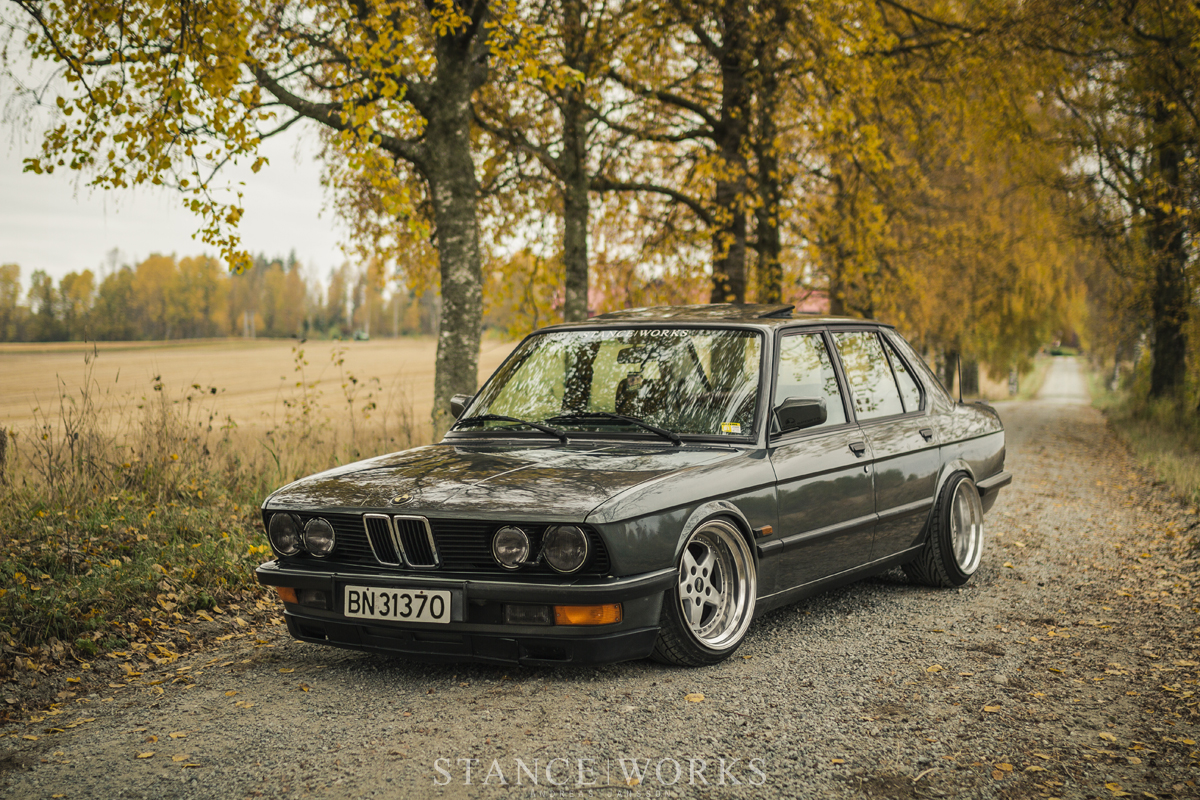 Бмв е28. BMW e28. BMW 520i e28. БМВ 520 е28. BMW e28 Touring.